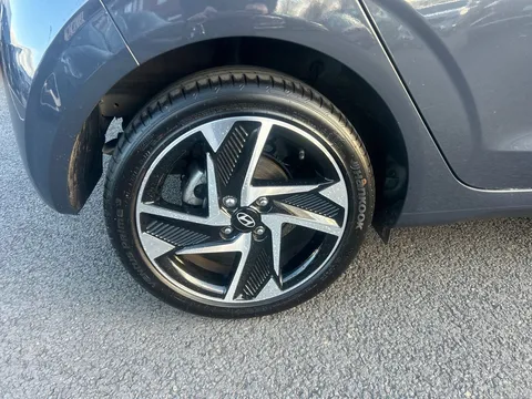 EN25BCF Hyundai i10 1.2 [79] Premium 5dr Auto [Nav] Thumbnail #24