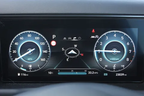 DF23GVC Hyundai Tucson 1.6 TGDi 48V MHD N Line 5dr 2WD DCT Thumbnail #19