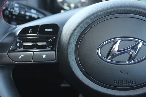 DF23GVC Hyundai Tucson 1.6 TGDi 48V MHD N Line 5dr 2WD DCT Thumbnail #20