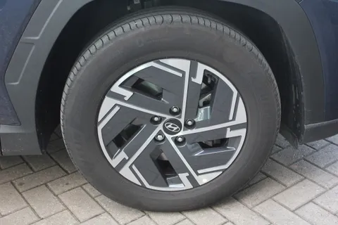 DG74CAU Hyundai Tucson 1.6T Advance 5dr Thumbnail #9