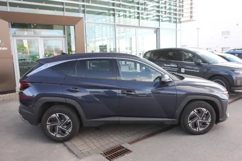 DG74CAU Hyundai Tucson 1.6T Advance 5dr Thumbnail #6