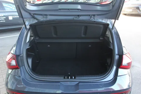 EA25SZW Hyundai i20 1.0T GDi Premium 5dr DCT Thumbnail #11