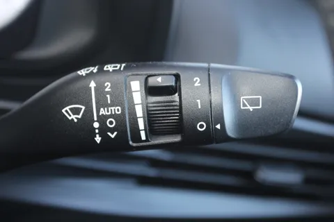 EA25SZW Hyundai i20 1.0T GDi Premium 5dr DCT Thumbnail #21