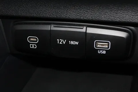 EA25SZW Hyundai i20 1.0T GDi Premium 5dr DCT Thumbnail #24