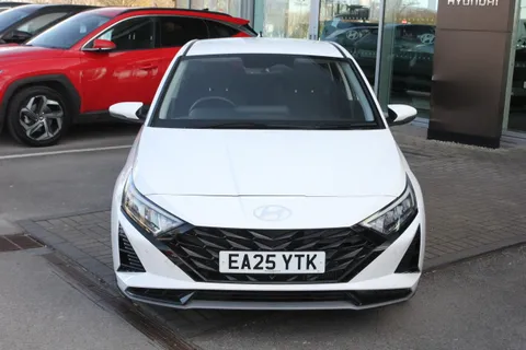 EA25YTK Hyundai i20 1.0T GDi Premium 5dr Thumbnail #3