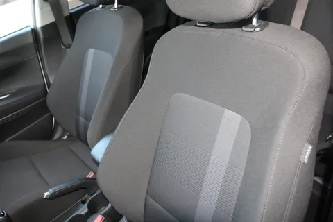 EA25YTK Hyundai i20 1.0T GDi Premium 5dr Thumbnail #12