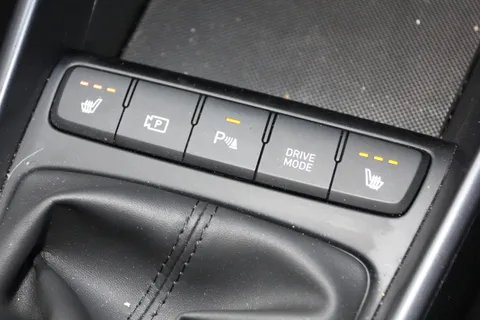 EA25YTK Hyundai i20 1.0T GDi Premium 5dr Thumbnail #26