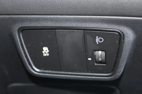 EK22SWW Hyundai Tucson 1.6 TGDi 48V MHD Premium 5dr 2WD DCT Thumbnail #20