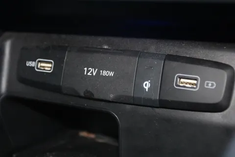 EK22SWW Hyundai Tucson 1.6 TGDi 48V MHD Premium 5dr 2WD DCT Thumbnail #28