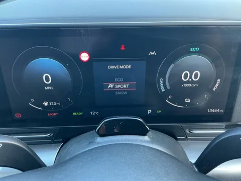 EN74ZZT Hyundai Kona 1.6 Hybrid 129 Ultimate 5dr DCT Thumbnail #18