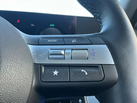 EN74ZZT Hyundai Kona 1.6 Hybrid 129 Ultimate 5dr DCT Thumbnail #24