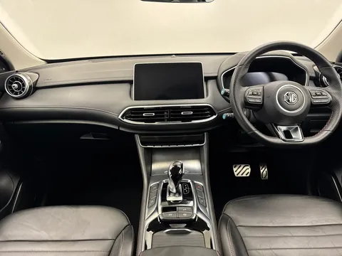 DV24NFM Mg Motor Uk Hs 1.5 T-GDI PHEV Trophy 5dr Auto Thumbnail #11