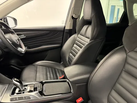 DV24NFM Mg Motor Uk Hs 1.5 T-GDI PHEV Trophy 5dr Auto Thumbnail #10