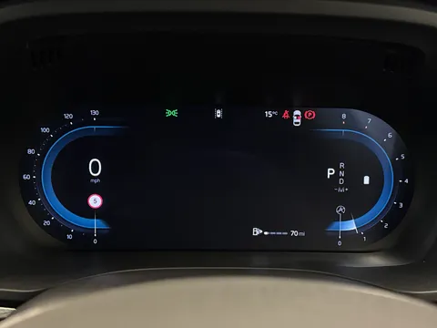 RA74LPK Volvo XC60 2.0 B5P Ultra Dark 5dr AWD Geartronic Thumbnail #33