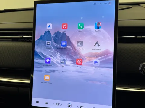 DC25UBO Jaecoo 7 1.5T SHS Luxury 5dr Auto Thumbnail #16