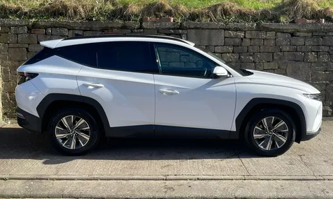 BF72FYY Hyundai Tucson 1.6 TGDi SE Connect 5dr 2WD Thumbnail #3