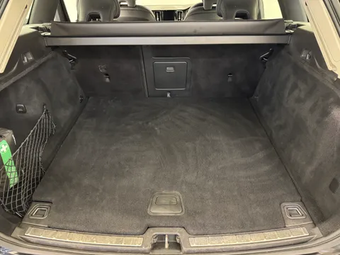 ND72BUP Volvo XC60 2.0 B4P Plus Dark 5dr Geartronic Thumbnail #9