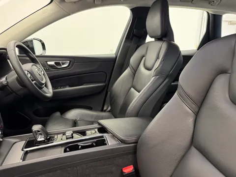 ND72BUP Volvo XC60 2.0 B4P Plus Dark 5dr Geartronic Thumbnail #15