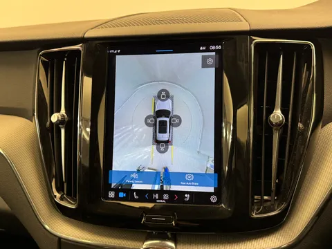 ND72BUP Volvo XC60 2.0 B4P Plus Dark 5dr Geartronic Thumbnail #28