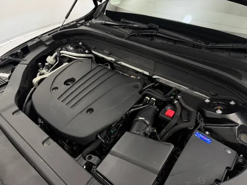 ND72BUP Volvo XC60 2.0 B4P Plus Dark 5dr Geartronic Thumbnail #32