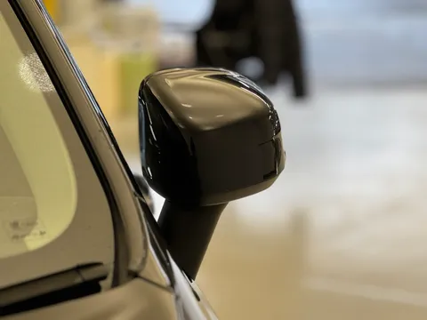 ND72BUP Volvo XC60 2.0 B4P Plus Dark 5dr Geartronic Thumbnail #34