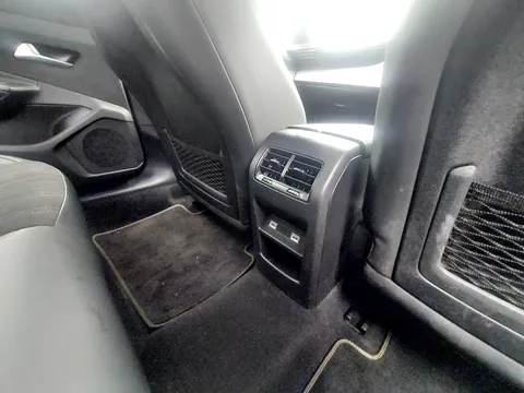 MC72EPX Peugeot 408 1.2 PureTech GT 5dr EAT8 Thumbnail #16