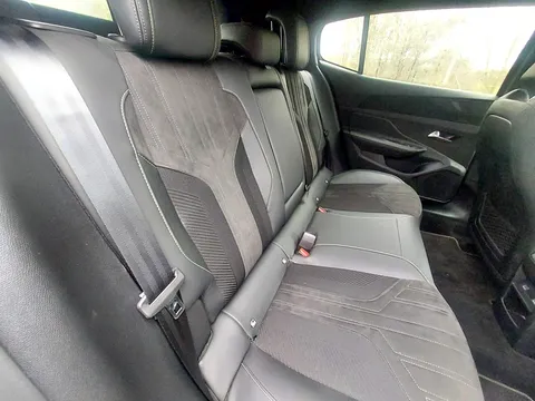 MC72EPX Peugeot 408 1.2 PureTech GT 5dr EAT8 Thumbnail #17