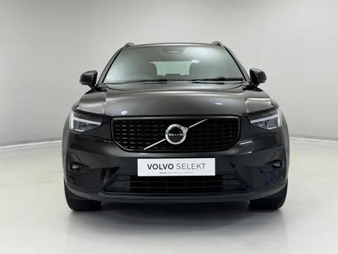 DX23LYA Volvo XC40 2.0 B3P Plus Dark 5dr Auto Thumbnail #4