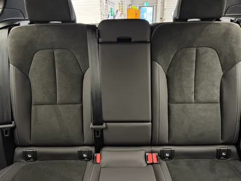DX23LYA Volvo XC40 2.0 B3P Plus Dark 5dr Auto Thumbnail #17