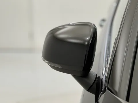 DX23LYA Volvo XC40 2.0 B3P Plus Dark 5dr Auto Thumbnail #35