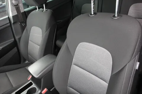 DG21RWZ Hyundai Tucson 1.6 CRDi 48V MHD SE Nav 5dr 2WD Thumbnail #8