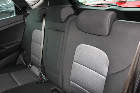 DG21RWZ Hyundai Tucson 1.6 CRDi 48V MHD SE Nav 5dr 2WD Thumbnail #11