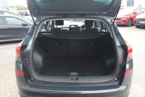 DG21RWZ Hyundai Tucson 1.6 CRDi 48V MHD SE Nav 5dr 2WD Thumbnail #13
