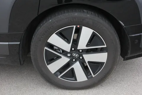 DG75AXX Hyundai Ioniq 9 226kW Ultimate 110kWh 5dr AWD Auto Thumbnail #8