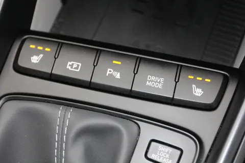 EA74DRZ Hyundai Bayon 1.0 TGDi Ultimate 5dr DCT Thumbnail #25