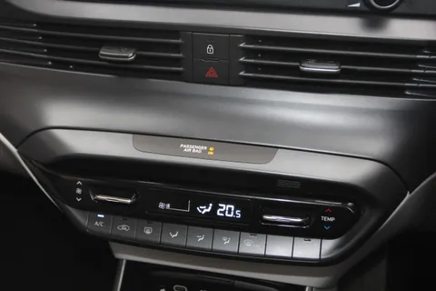 EA74DRZ Hyundai Bayon 1.0 TGDi Ultimate 5dr DCT Thumbnail #27