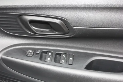 RY21JVF Hyundai i20 1.0T GDi 48V MHD SE Connect 5dr Thumbnail #14