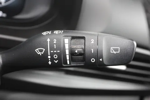 RY21JVF Hyundai i20 1.0T GDi 48V MHD SE Connect 5dr Thumbnail #21