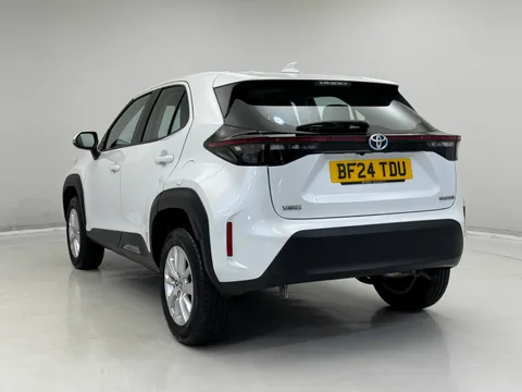 BF24TDU Toyota Yaris Cross 1.5 Hybrid Icon 5dr CVT Thumbnail #6