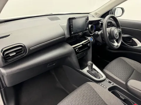 BF24TDU Toyota Yaris Cross 1.5 Hybrid Icon 5dr CVT Thumbnail #10