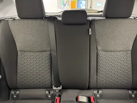 BF24TDU Toyota Yaris Cross 1.5 Hybrid Icon 5dr CVT Thumbnail #14