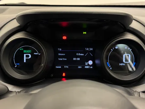 BF24TDU Toyota Yaris Cross 1.5 Hybrid Icon 5dr CVT Thumbnail #24