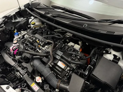 BF24TDU Toyota Yaris Cross 1.5 Hybrid Icon 5dr CVT Thumbnail #26