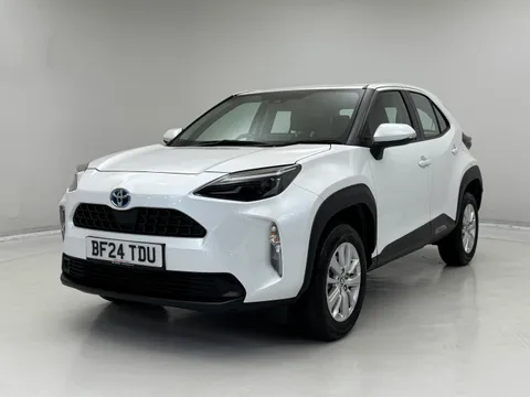 BF24TDU Toyota Yaris Cross 1.5 Hybrid Icon 5dr CVT Thumbnail #32