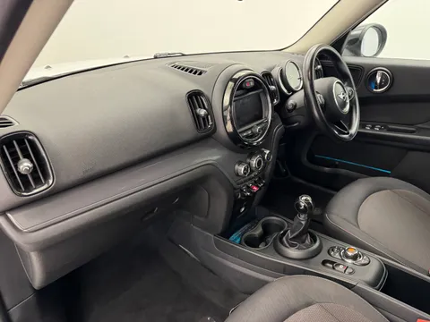 AO18TKJ Mini Countryman 1.5 Cooper 5dr Thumbnail #11