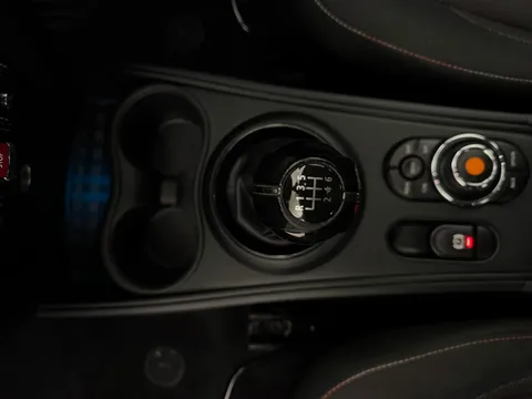 AO18TKJ Mini Countryman 1.5 Cooper 5dr Thumbnail #15