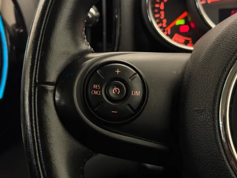 AO18TKJ Mini Countryman 1.5 Cooper 5dr Thumbnail #19