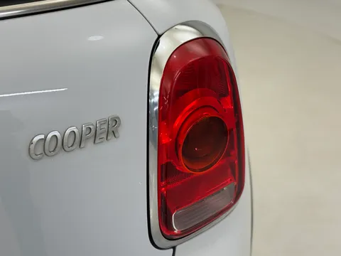 AO18TKJ Mini Countryman 1.5 Cooper 5dr Thumbnail #32