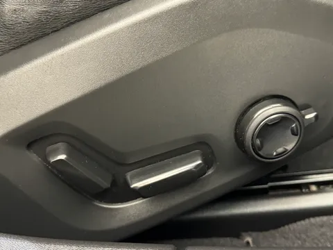 SY71GZA Volvo V90 2.0 B4D R DESIGN 5dr Auto Thumbnail #23