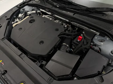SY71GZA Volvo V90 2.0 B4D R DESIGN 5dr Auto Thumbnail #32